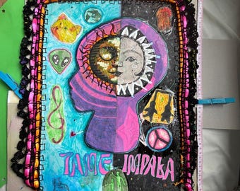 Obra de arte inspirada en Tame Impala. Una mezcla de arte y ganchillo.