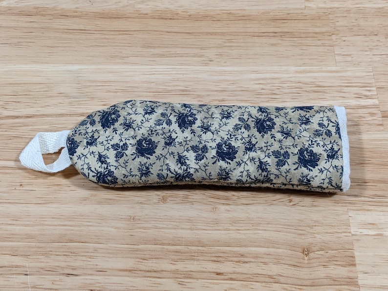 Handmade Quilted Cast Iron Skillet Handle Covers & Lid Knob Covers, Heat Resistant Pot Sleeve, Kitchen Protection Tan Floral Handle