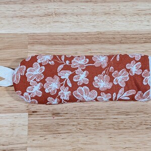 Handmade Quilted Cast Iron Skillet Handle Covers & Lid Knob Covers, Heat Resistant Pot Sleeve, Kitchen Protection Rust Floral Handle