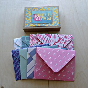 ¡Shell sí!: Juego de 8 tarjetas de notas en caja para todo uso + sobres, tarjetas de notas planas de 3''x 4'', sobres de papel con diseños variados, temática náutica