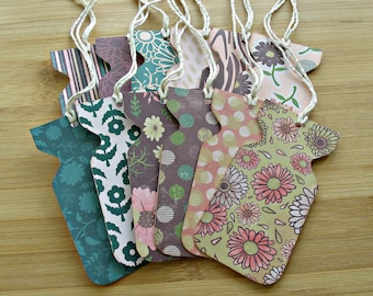 Floral Vase Gift Tags: Patterned Paper Hanging Tags, Set of 12