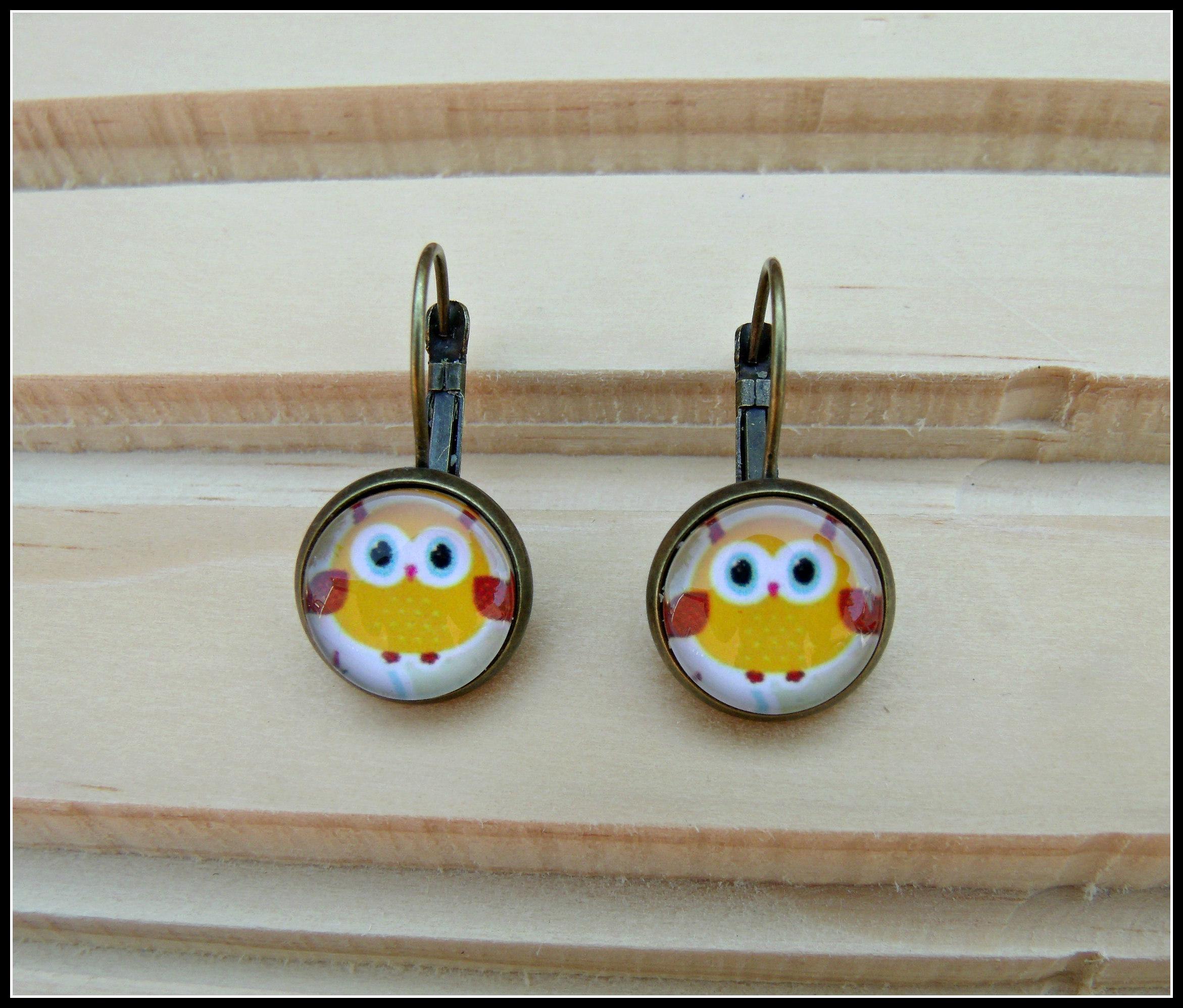 Yellow owl 12mm glass cabochon earrings,lever back settings,antique bronze