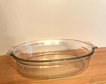 Vintage Pyrex 702 1.8L A-14 Casserole Dish