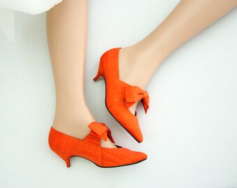 orange shoes