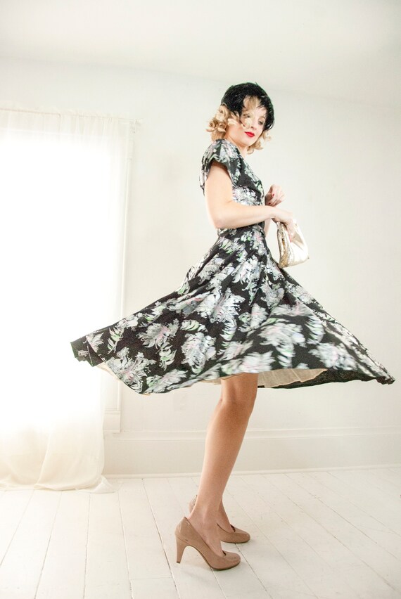 Vintage 1950s silver formal dress, black metallic