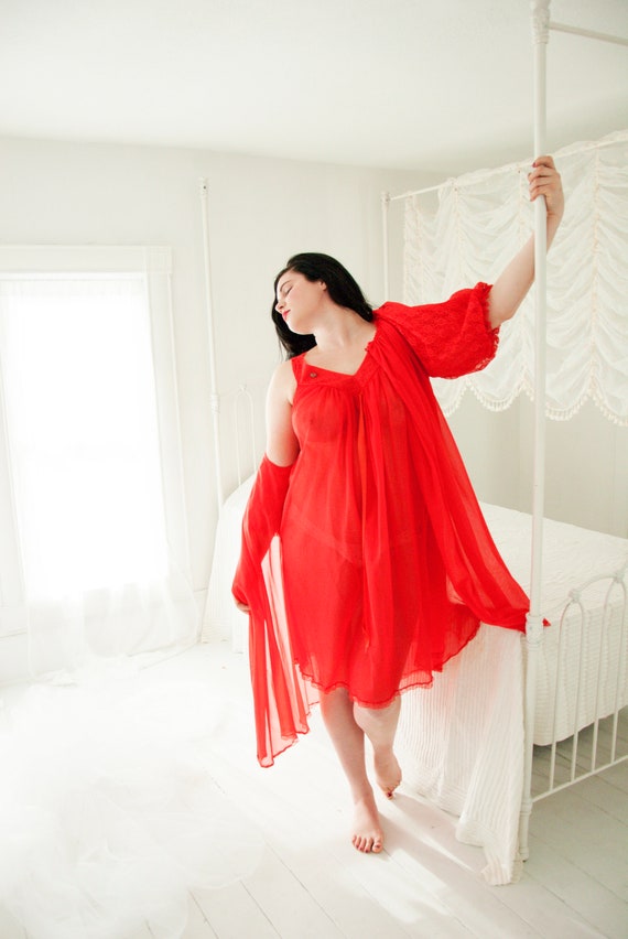 Vintage 1950s red peignoir set, sexy sheer lace ni