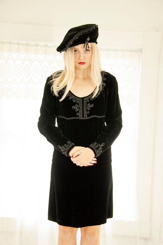 Vintage black velvet mini dress, empire-waist form