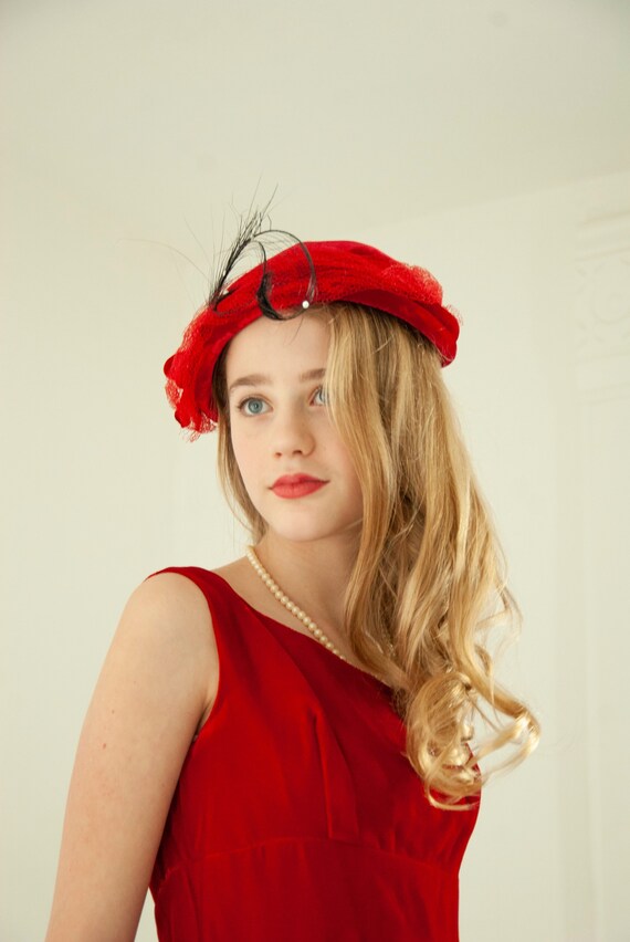 Vintage 1950s red velvet hat, black feather, forma