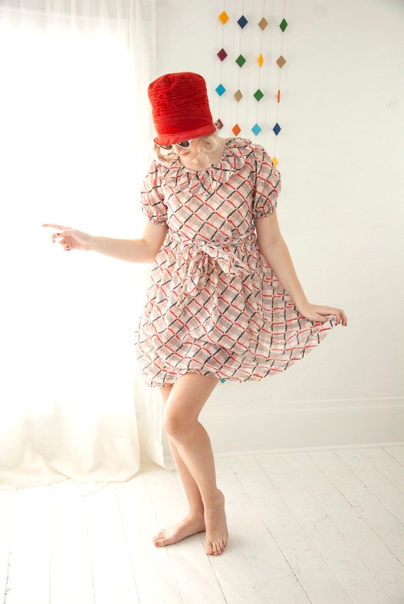 Vintage 1930s playsuit set, white red black plaid… - image 3