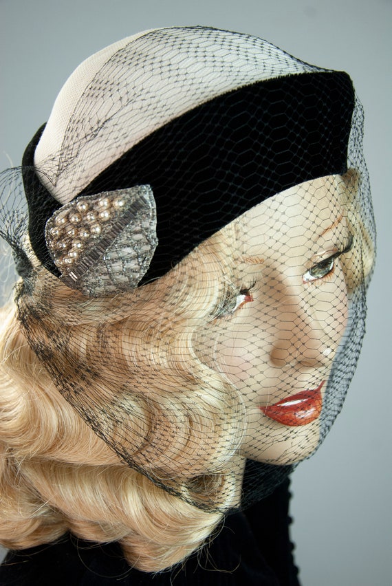 Rockabilly Style Vintage 1940's Pillbox 