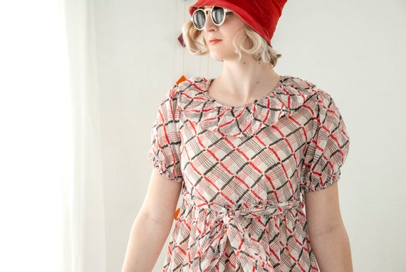 Vintage 1930s playsuit set, white red black plaid… - image 5