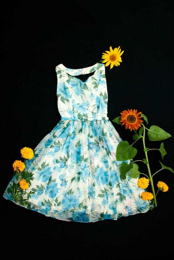 Vintage 1950s turquoise floral dress, strapless wh