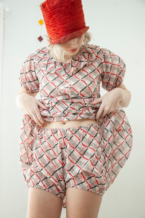 Vintage 1930s playsuit set, white red black plaid… - image 10