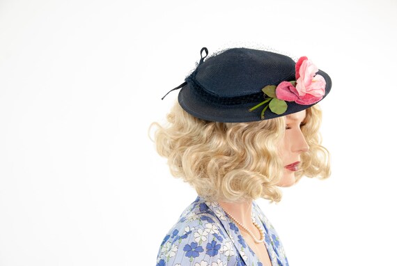 Vintage 1940s navy hat with pink rose, woven dark