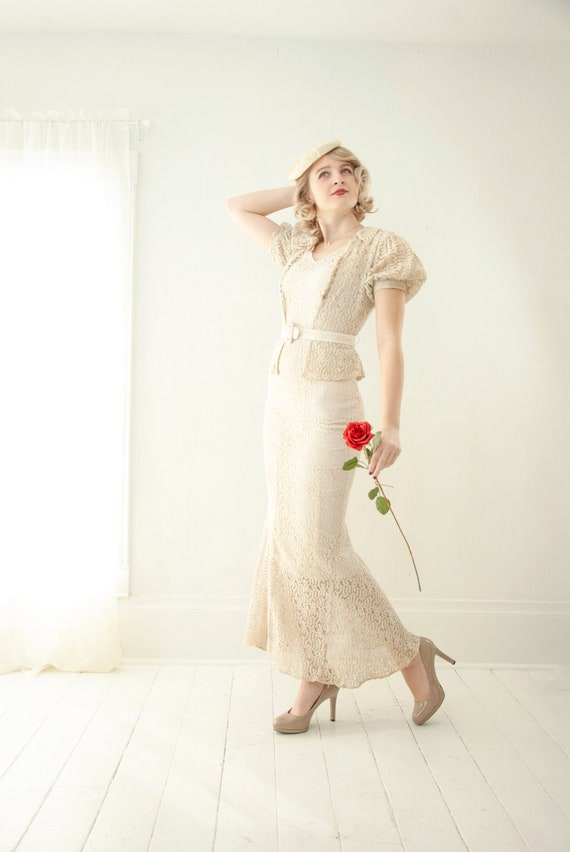 Vintage 1940s ivory lace wedding dress set, full-l