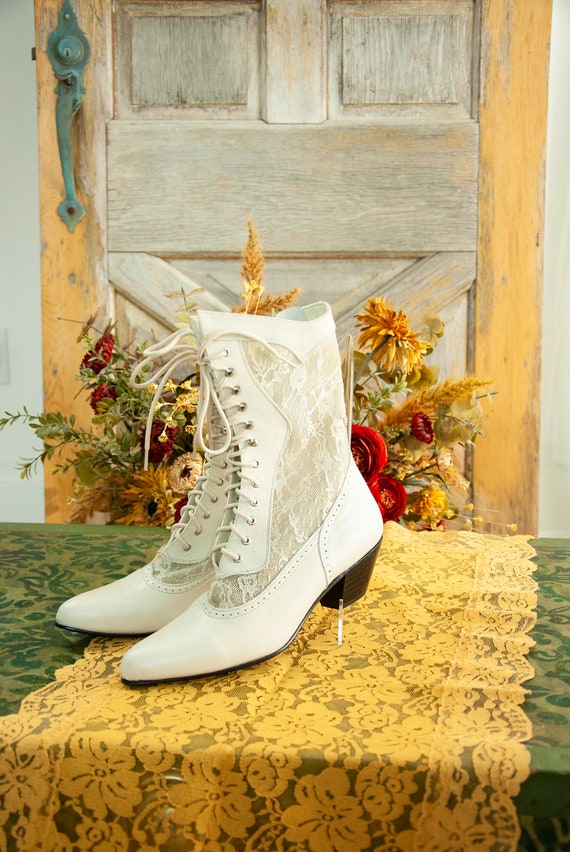 Vintage white lace granny boots, ivory leather Vic