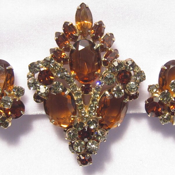 CLEARANCE Vintage Rhinestone Brooch & Earrings Set in Topaz and Light Smoky Citrine Colors.  Dimensional.  Brooch is 2-3/4" H x 1-15/16" W.