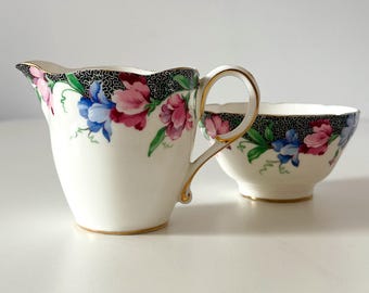 Vintage Paragon Sweet Pea Creamer & Sugar Bowl | Double Royal Warrants | 1950s England