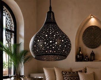 Ręcznie robiona lampa wisząca z marokańskiego mosiądzu: egzotyczna lampa wisząca