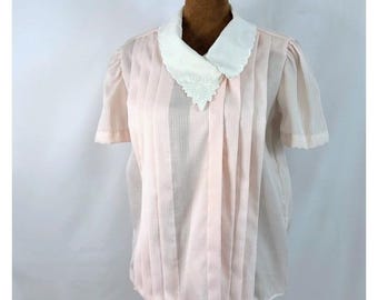 Blusa Vanity Fair para mujer, talla 8P, rosa, estilo vintage, con cuello plisado y bordado.