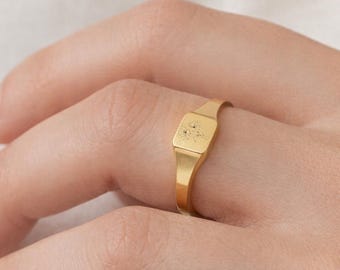 Square Signet Ring Stainless Steel engraved | Gold or Silver Finish