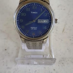 Working Vintage TIMEX LADIES WATCH 19mm Mesh Band \