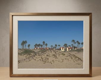 Kunstdruck „Malibu Sanddünen“, Wandkunst mit Küstenarchitektur (Digitaler Download)