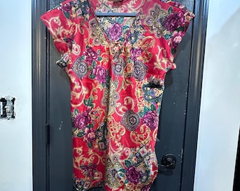Camisón de satén con estampado floral paisley rojo vintage de Intimate Moods para mujer (talla única)