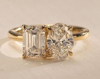 2.24 Ct Oval & Emerald Ring, Toi Et Moi Engagement Moissanite Ring, Two Stone Wedding Ring, 14K Yellow Gold Plated Ring, Wedding Jewelry