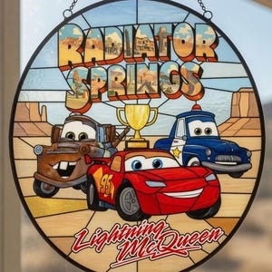 Atrapasueños de Rayo McQueen de Radiator Springs, decoración para ventana de Rayo McQueen y Tow Mater de Disneyland, decoración de DisneyCar, adorno para ventana de DisneyCar imagen 4