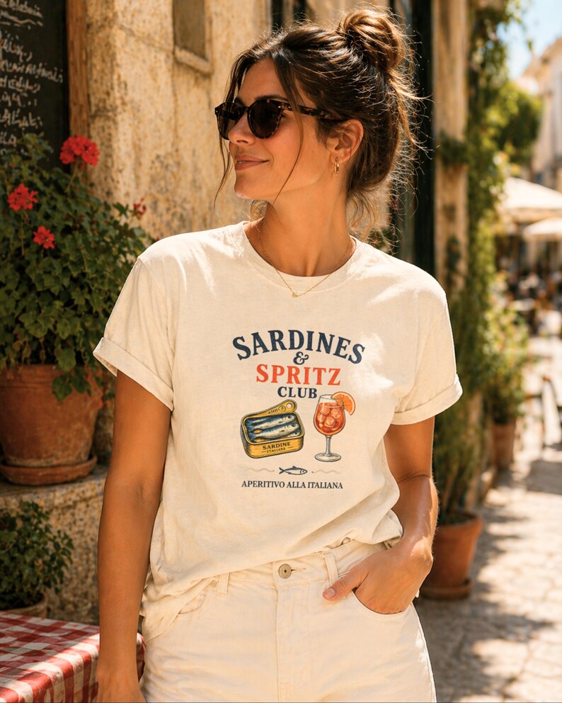 natural sardines and spritz club shirt, Italy vacation tee, Mediterranean summer outfit, women’s aperitivo graphic shirt, Italy shirt