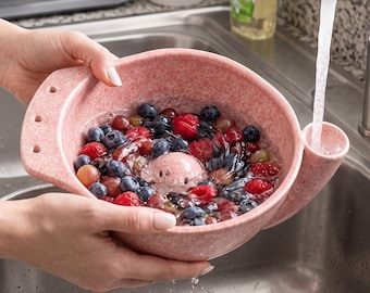 Rotating Ceramic Berry Wash Bowl Set, Swirl Fruit Colander with Forks & Silicone Mat, Speckled Glaze Drain Bowl, Cute Cottage Kitchen Gift