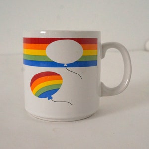 Rainbow Coffee Mug / Vintage Kitchen