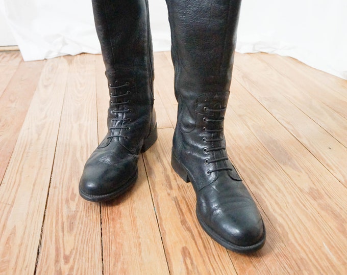 Clarks Black Leather Lace up Boots With Lug Soles / Vintage - Etsy