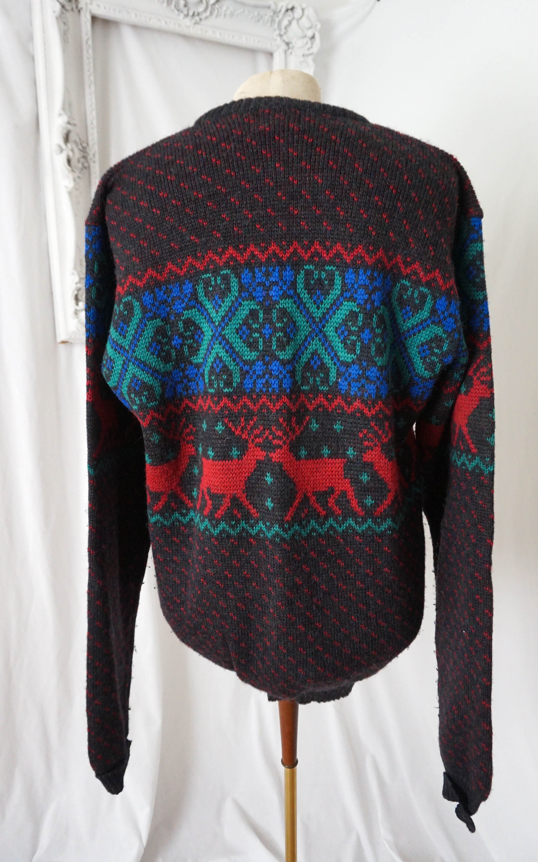 Buy Classic Wool Crew Neck Sweater / Men Sz L Online in India - Etsy