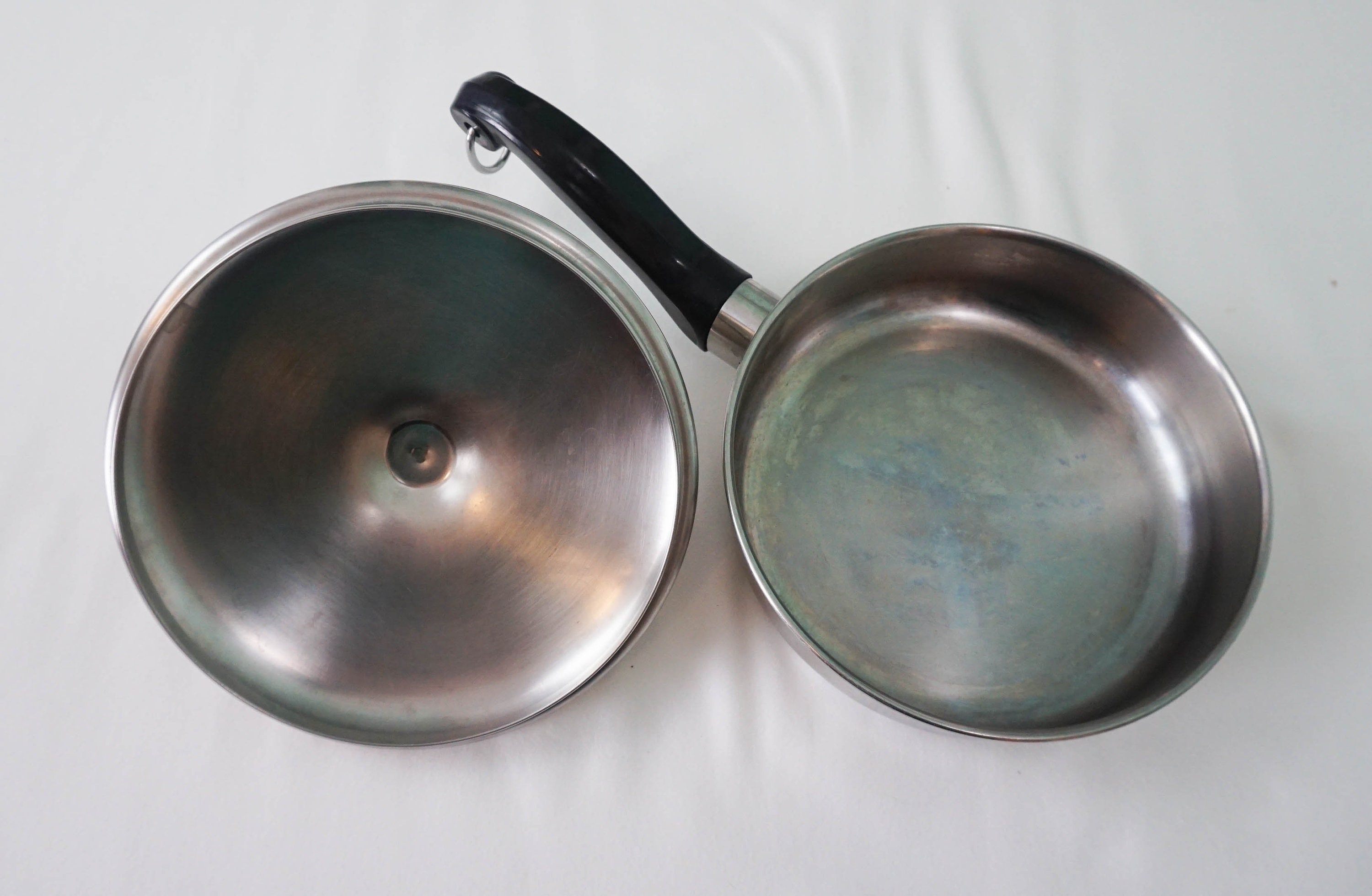 Farberware 8.5 Skillet With Lid / Vintage Stainless Steel Clad Cookware /  Small Frying Pan / MCM Retro Kitchen Wedding Gift 