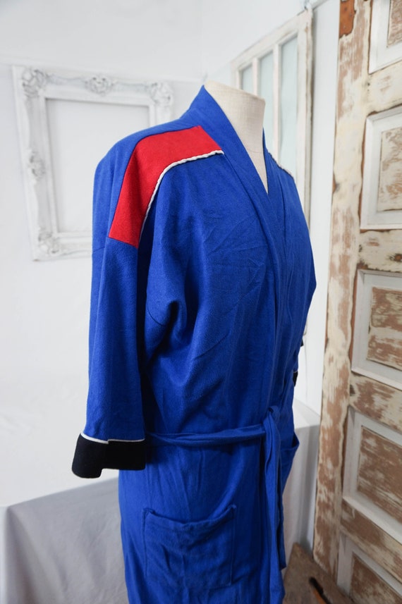 Bright Blue and Red Velour Robe / Vintage Mens Dressi… Gem