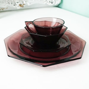 Choose a Piece Moroccan Amethyst Glass Dinnerware / Vintage Purple Hazel Atlas Octagonal Plates Cups and Bowls