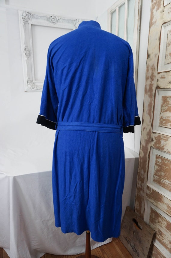 Bright Blue and Red Velour Robe / Vintage Mens Dressi… Gem
