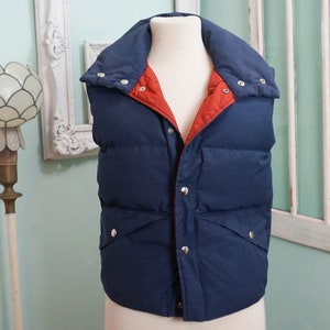 Brick Red and Blue Puffer 80s Insulated Vest / 70s Winter Skiwear Size XS / Retro Mens Jacket Outerwear