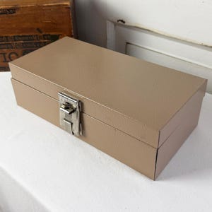 Steel Cash or Document Box with Lock / Vintage Metal Storage with Handle / Safe Securities File / Small Stash Tin
