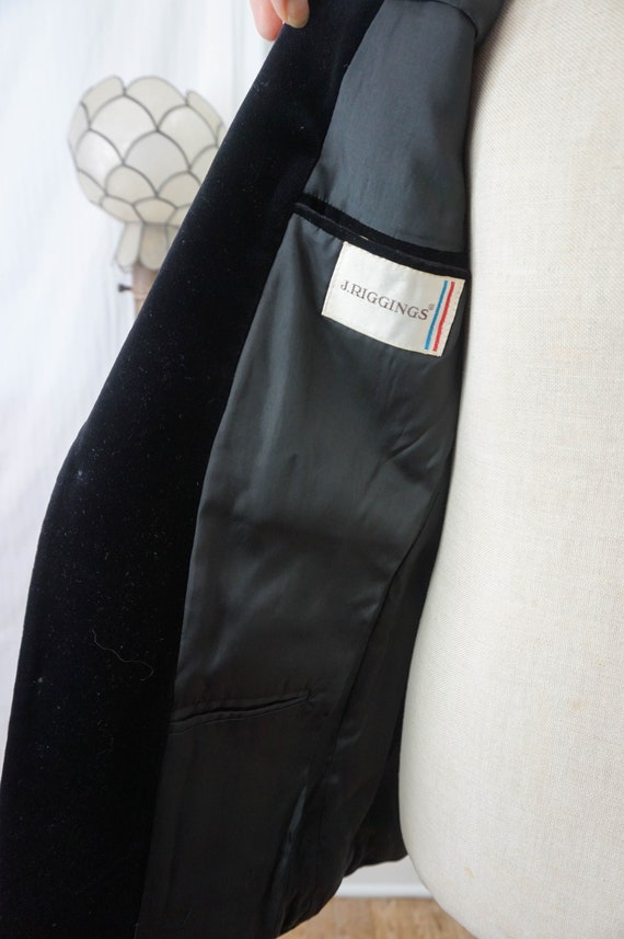 Black Velvet Menswear Jacket / Vintage Men Tux Tu… - image 8