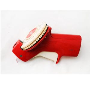 Small Astro Label Maker with Tape / Vintage Retro Printing Tool / Mod Small Scrapbooking Craft Equipment Dymo Label Printer