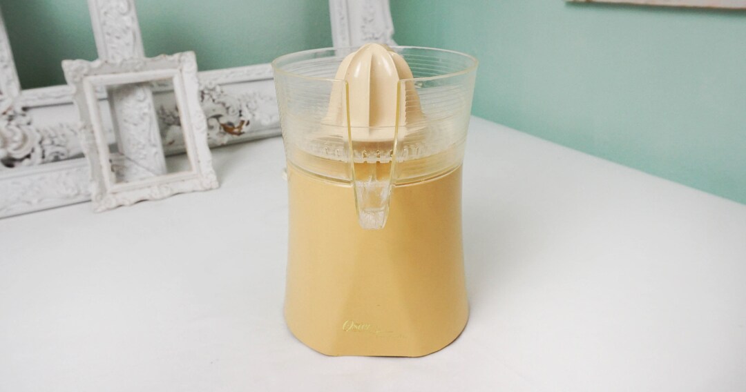 Oster Citrus Juicer / Vintage Reamer 70s Kitchen / Small Etsy