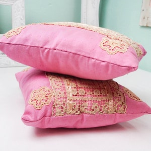 Pair of TWO Bright Pink Throw Pillows with Crocheted Doily and Ribbon / Handmade Vintage Decor