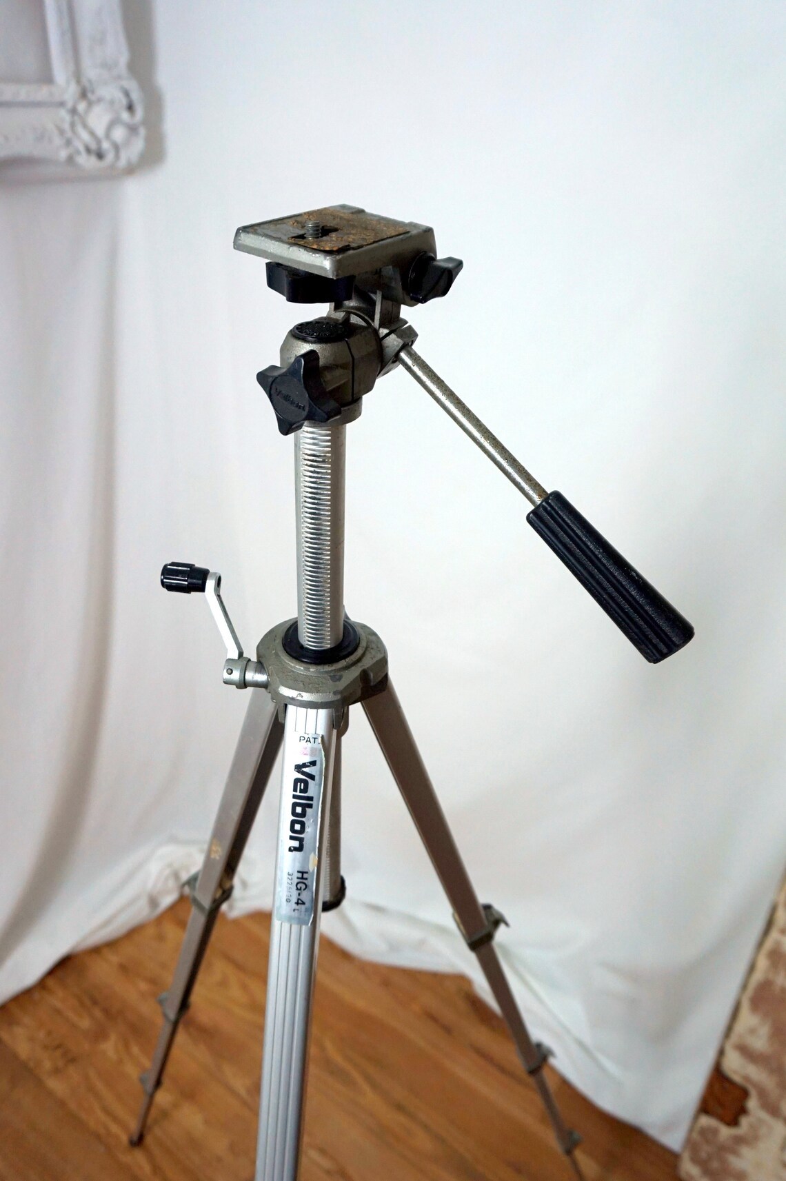 Velbon Camera Tripod HG4 / Vintage Photography Equipment Etsy