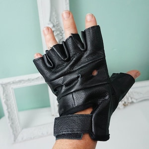 XL Black Leather Fingerless Biker Gloves / Vintage Motorcycle Rocker Clothing
