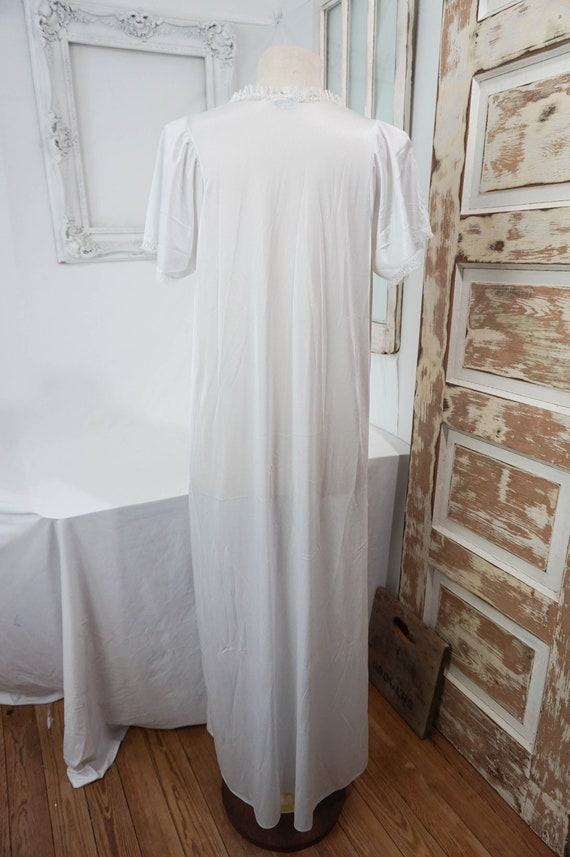 Satiny Sheer White Night Gown / Vintage Womens Li… - image 9