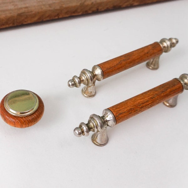 CHOOSE Pair of 3 or 4 Drawer or Cabinet Handles or Single Knob with Solid Oak Wood / 70s 80s Kitchen / Vintage Hardware Knobs Pulls