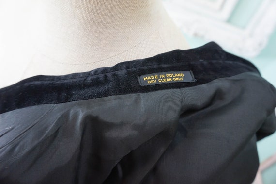 Black Velvet Menswear Jacket / Vintage Men Tux Tu… - image 9